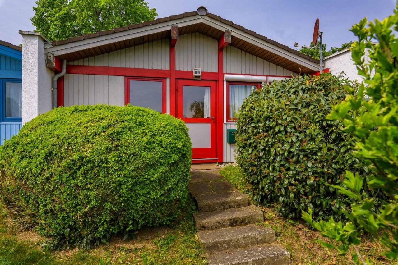 Ferienwohnpark Immenstaad Am Bodensee Satteldachhaus Typ 9 Sd 69 Kültér fotó